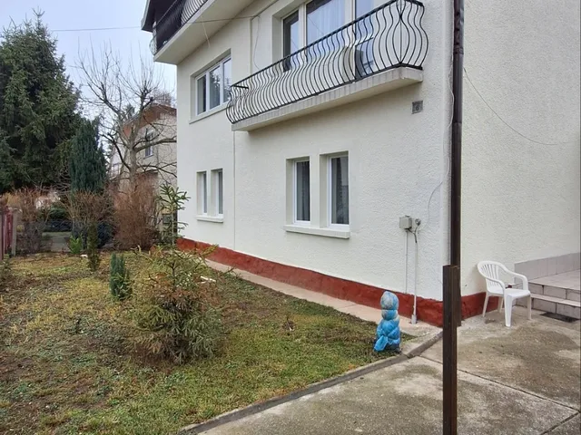 Eladó lakás Gödöllő 180 nm
