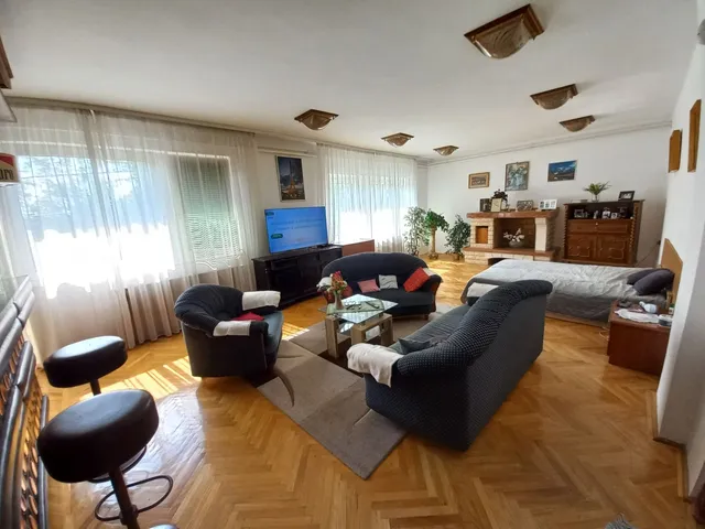 Eladó ház Gödöllő 180 nm