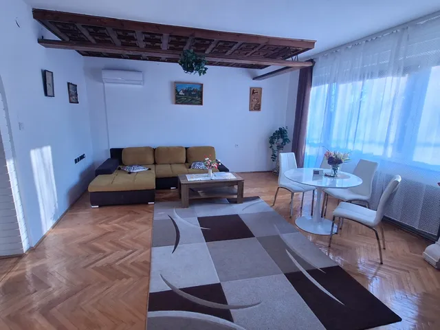 Eladó ház Gödöllő 180 nm