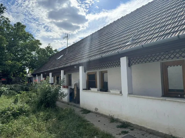 Eladó ház Szada 95 nm