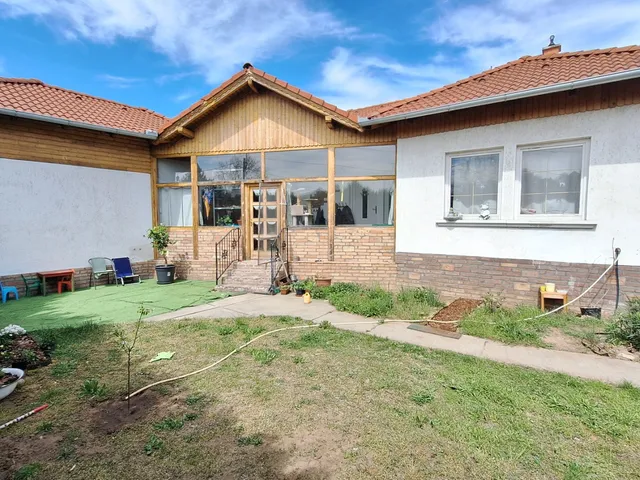 Eladó ház Gödöllő 152 nm