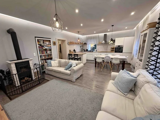 Eladó ház Gödöllő 170 nm