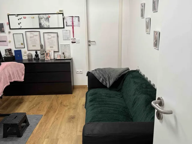 Eladó kereskedelmi és ipari ingatlan Aszód 35 nm