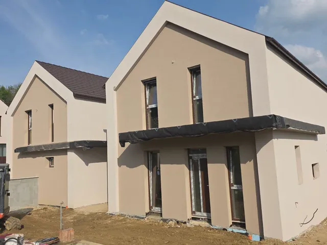 Eladó ház Gödöllő, Fenyves 125 nm