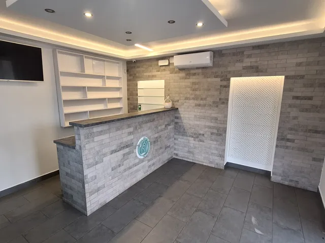 Eladó kereskedelmi és ipari ingatlan Gödöllő 160 nm