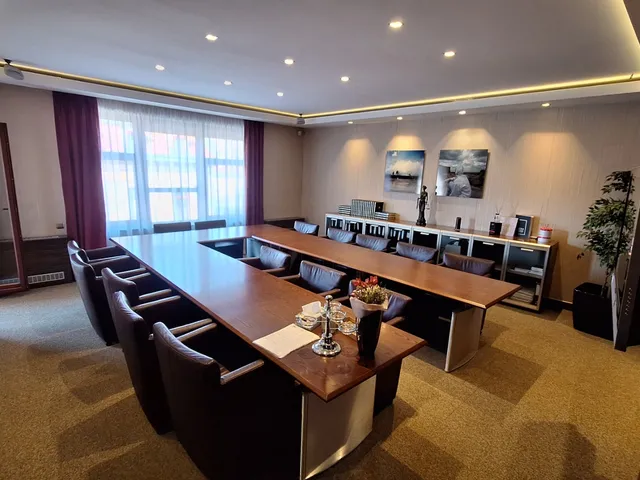 Eladó kereskedelmi és ipari ingatlan Gödöllő 295 nm