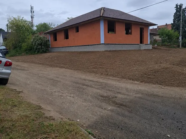 Eladó ház Erdőkertes 107 nm