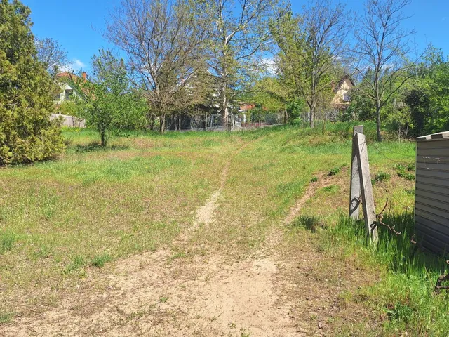 Eladó telek Veresegyház 34 nm