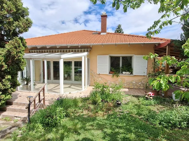 Eladó ház Mogyoród 189 nm