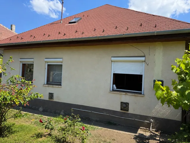 Eladó ház Gödöllő 74 nm