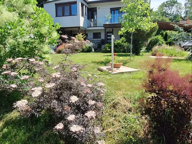 Eladó ház Gödöllő 180 nm