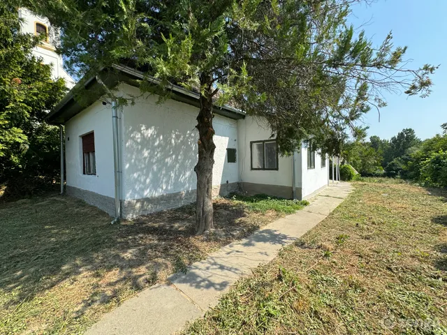 Eladó ház Bálványos 72 nm