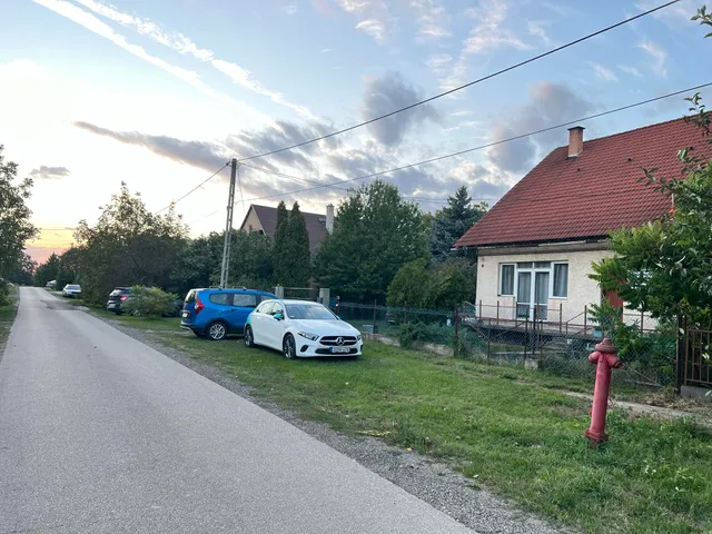 Eladó ház Besnyő 190 nm