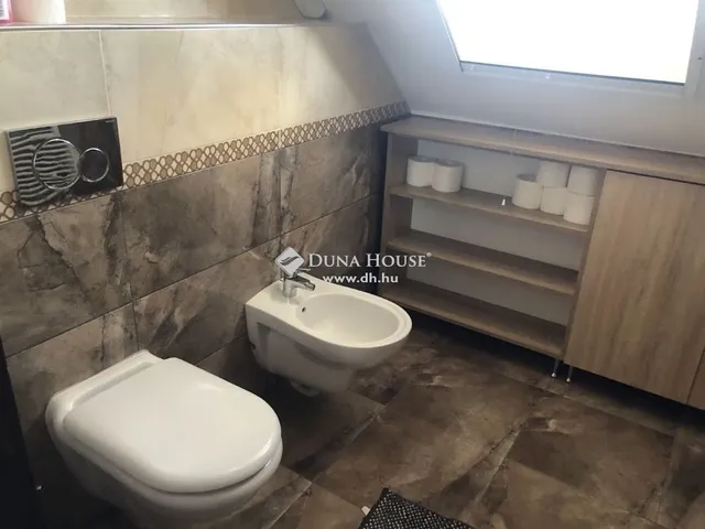 Eladó ház Érd, Tisztviselőtelep 159 nm