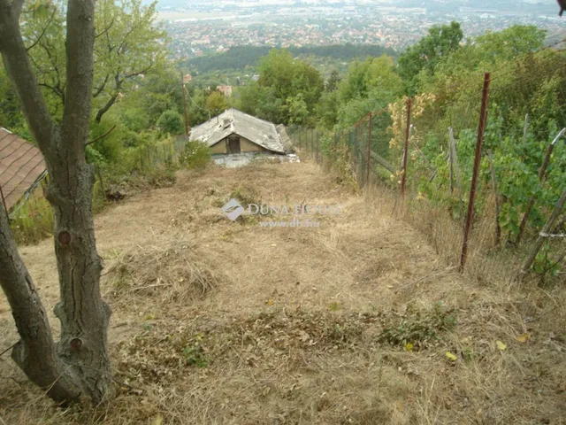 Eladó telek Budaörs 531 nm