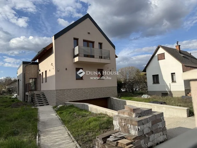 Eladó ház Törökbálint 160 nm