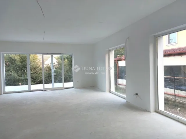 Eladó ház Érd 195 nm