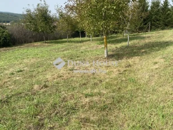 Eladó telek Cserszegtomaj 4395 nm