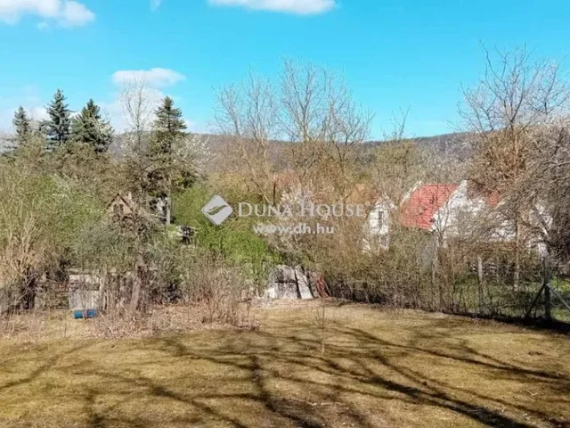 Eladó telek Nagykovácsi 1822 nm
