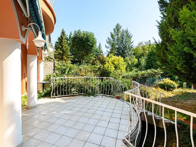 Eladó ház Budapest II. kerület, Pesthidegkút-Ófalu 197 nm