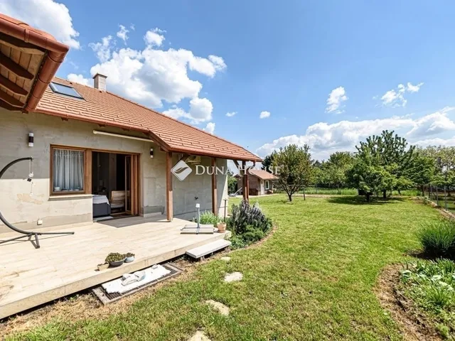 Eladó ház Pusztazámor 287 nm
