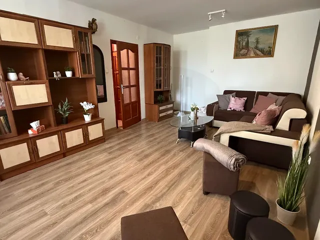 Eladó lakás Szolnok 43 nm