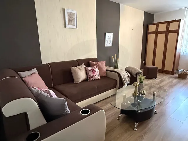 Eladó lakás Szolnok 43 nm