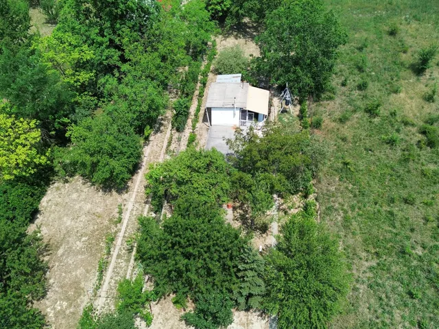 Eladó telek Biatorbágy 804 nm