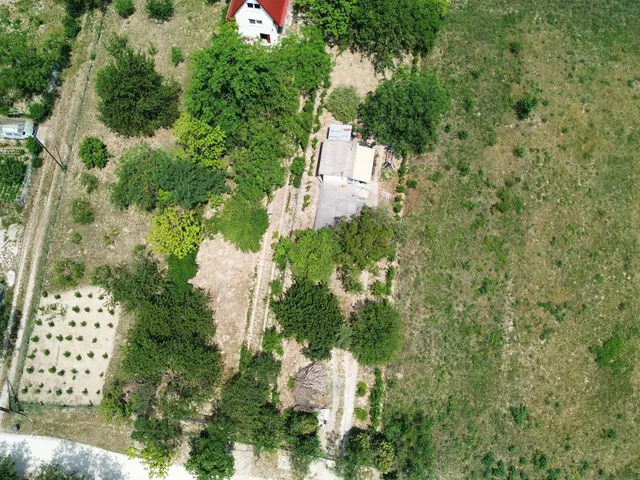 Eladó telek Biatorbágy 804 nm