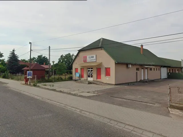 Eladó kereskedelmi és ipari ingatlan Törtel 724 nm