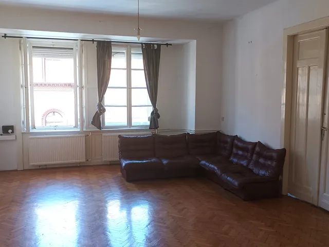 Eladó lakás Budapest VIII. kerület 87 nm