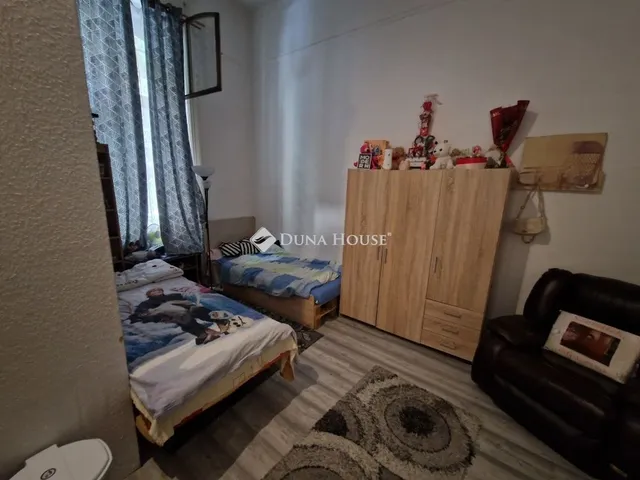 Eladó lakás Budapest VIII. kerület 70 nm