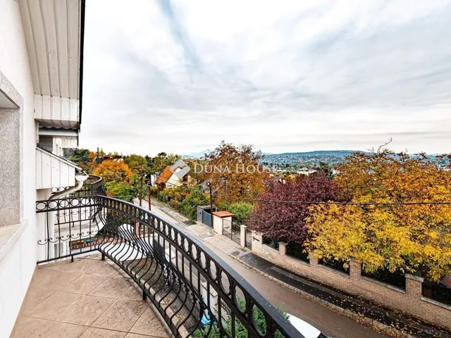 Eladó ház Budapest III. kerület 196 nm