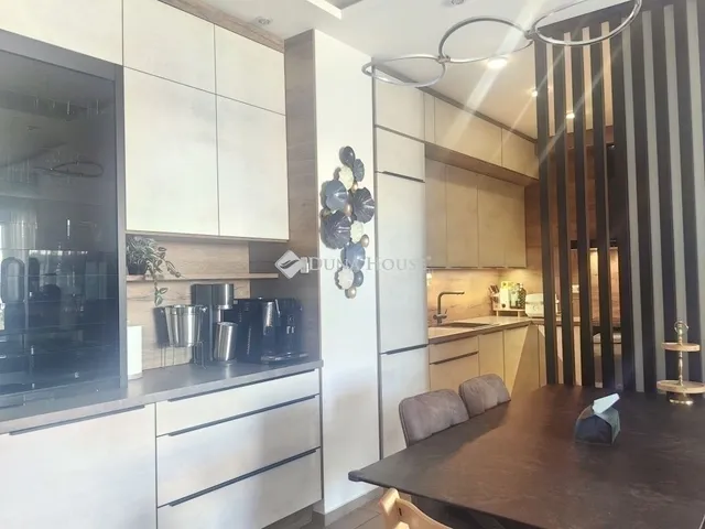 Eladó lakás Budapest XI. kerület 74 nm