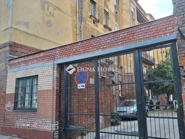 Eladó lakás Budapest VIII. kerület 55 nm