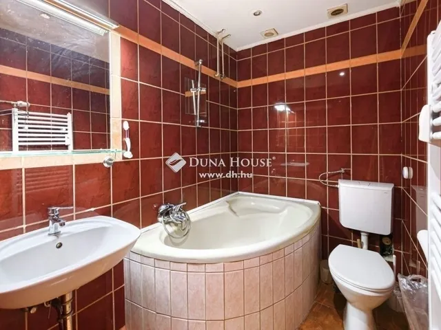 Eladó lakás Budapest VI. kerület 48 nm