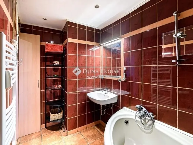 Eladó lakás Budapest VI. kerület 48 nm