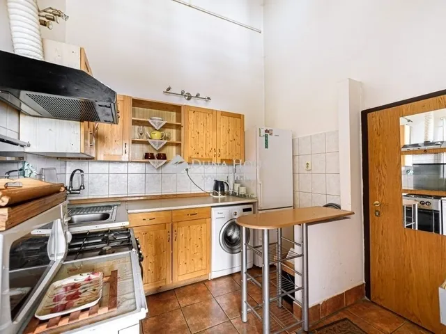 Eladó lakás Budapest VI. kerület 48 nm