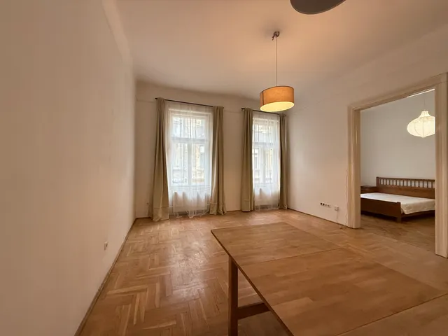 Eladó lakás Budapest VI. kerület, Nagykörúton belüli terület 87 nm