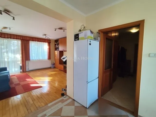 Eladó lakás Budapest XI. kerület 117 nm