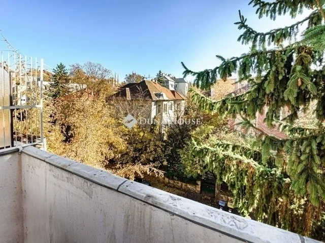 Eladó lakás Budapest I. kerület 140 nm