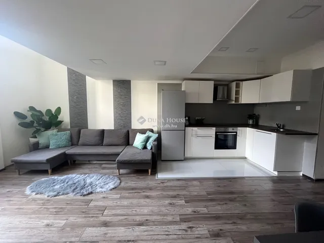 Eladó lakás Budapest V. kerület 45 nm