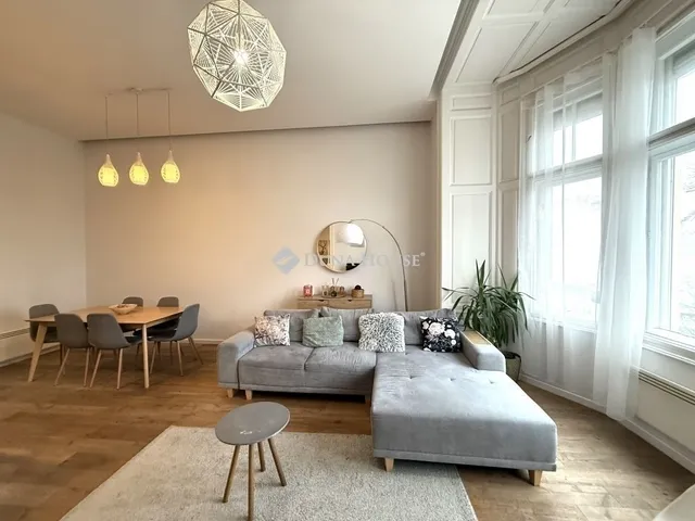 Eladó lakás Budapest VI. kerület 90 nm