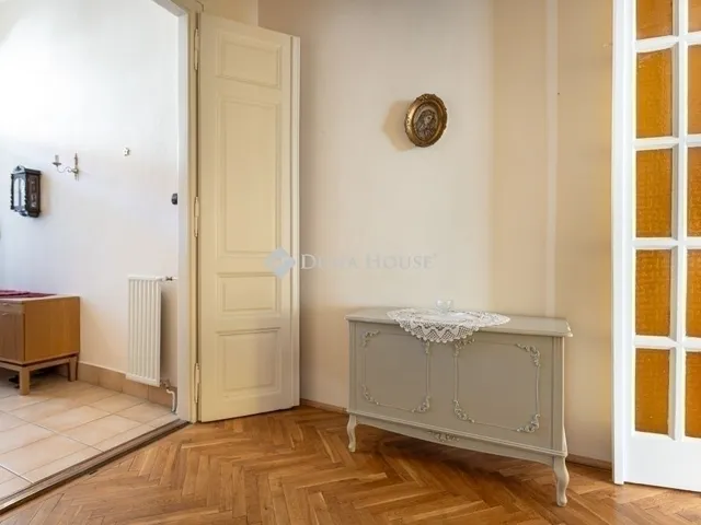 Eladó lakás Budapest V. kerület 73 nm