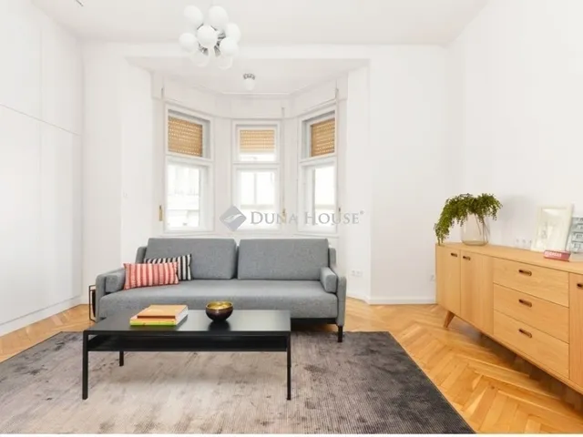 Eladó lakás Budapest V. kerület 58 nm