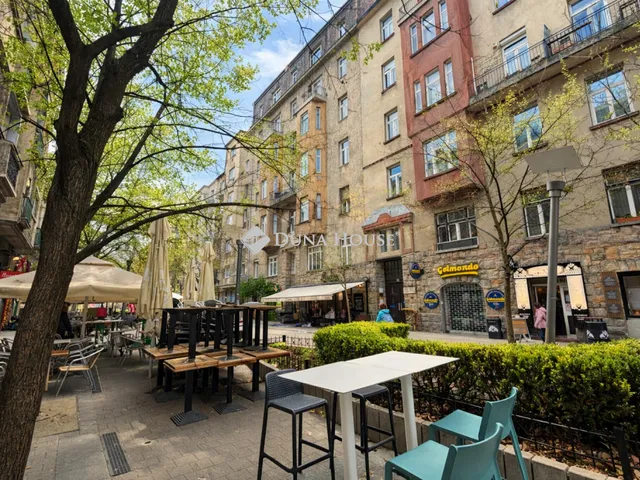 Eladó lakás Budapest II. kerület 100 nm