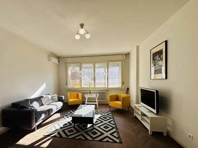 Eladó lakás Budapest V. kerület 99 nm