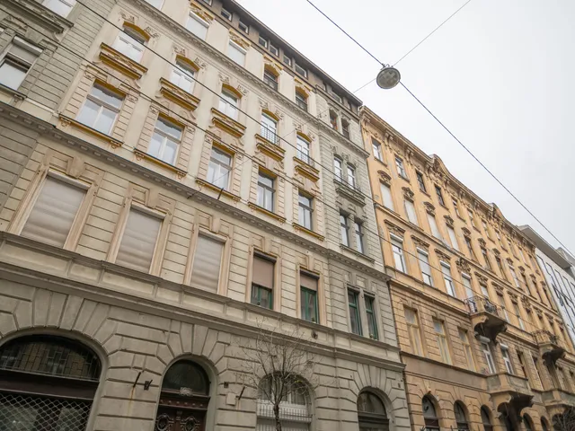 Eladó lakás Budapest VI. kerület 77 nm