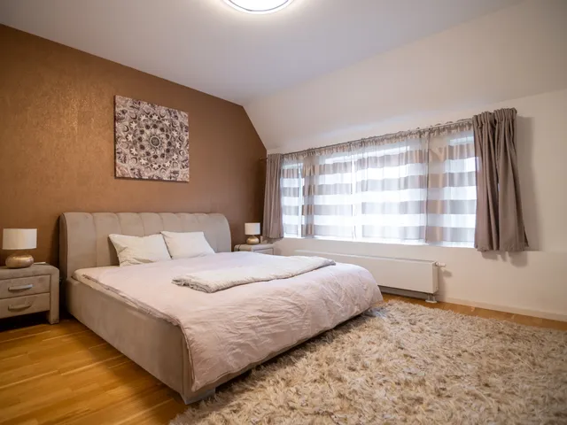 Eladó lakás Budapest VI. kerület, Vörösmarty utca 77 nm