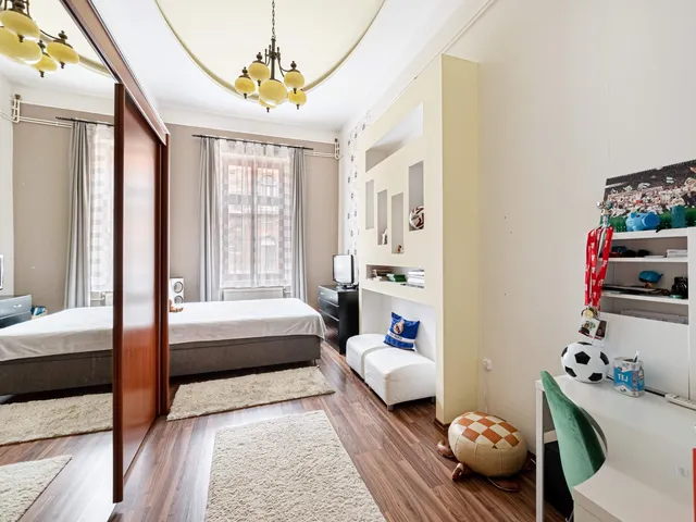 Eladó lakás Budapest VII. kerület, Rottenbiller 97 nm